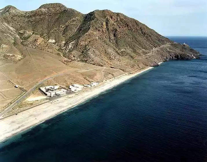 Playa de la Almadraba de Monteleva