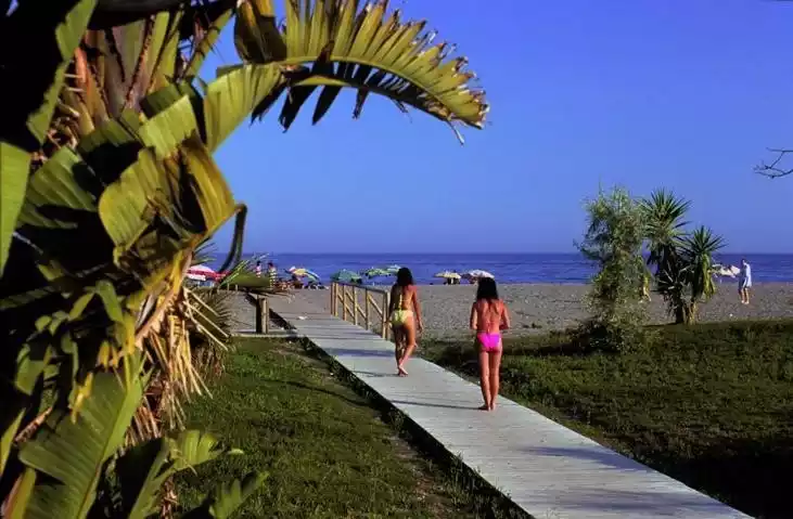 Playa de Poniente - El Cable